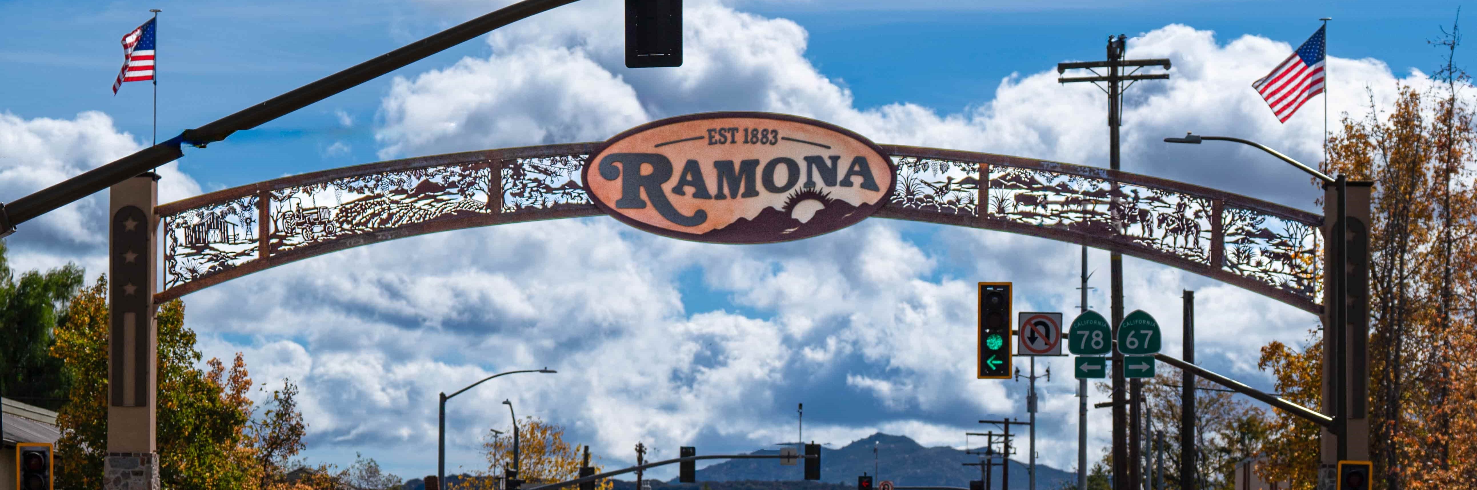 Comfortable and cozy living room in Ramona